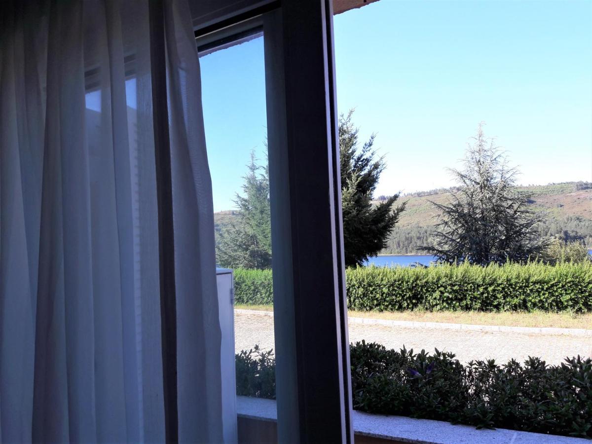 הוילה Venda Nova  Casa Da Barragem מראה חיצוני תמונה